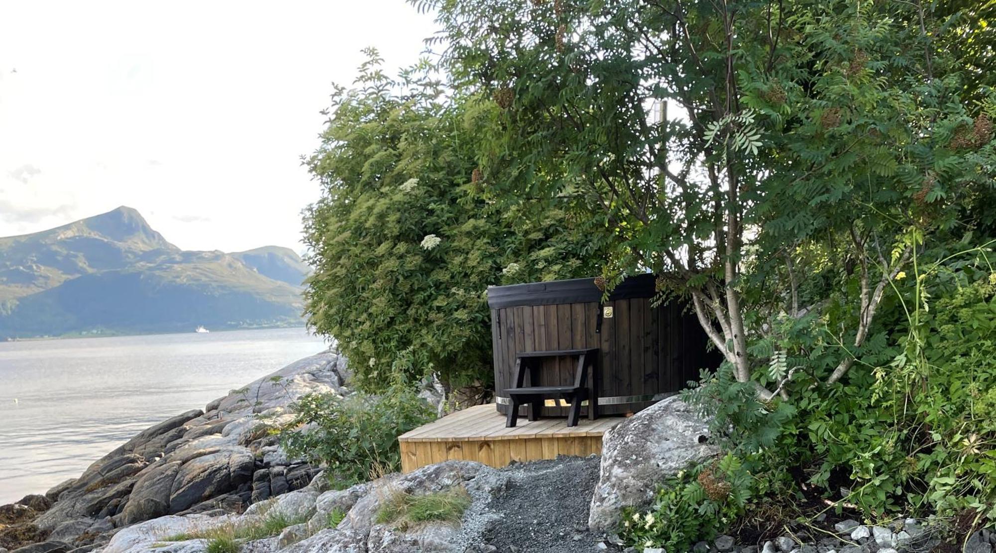 Villa Kraen Gard Larsnes Exterior foto