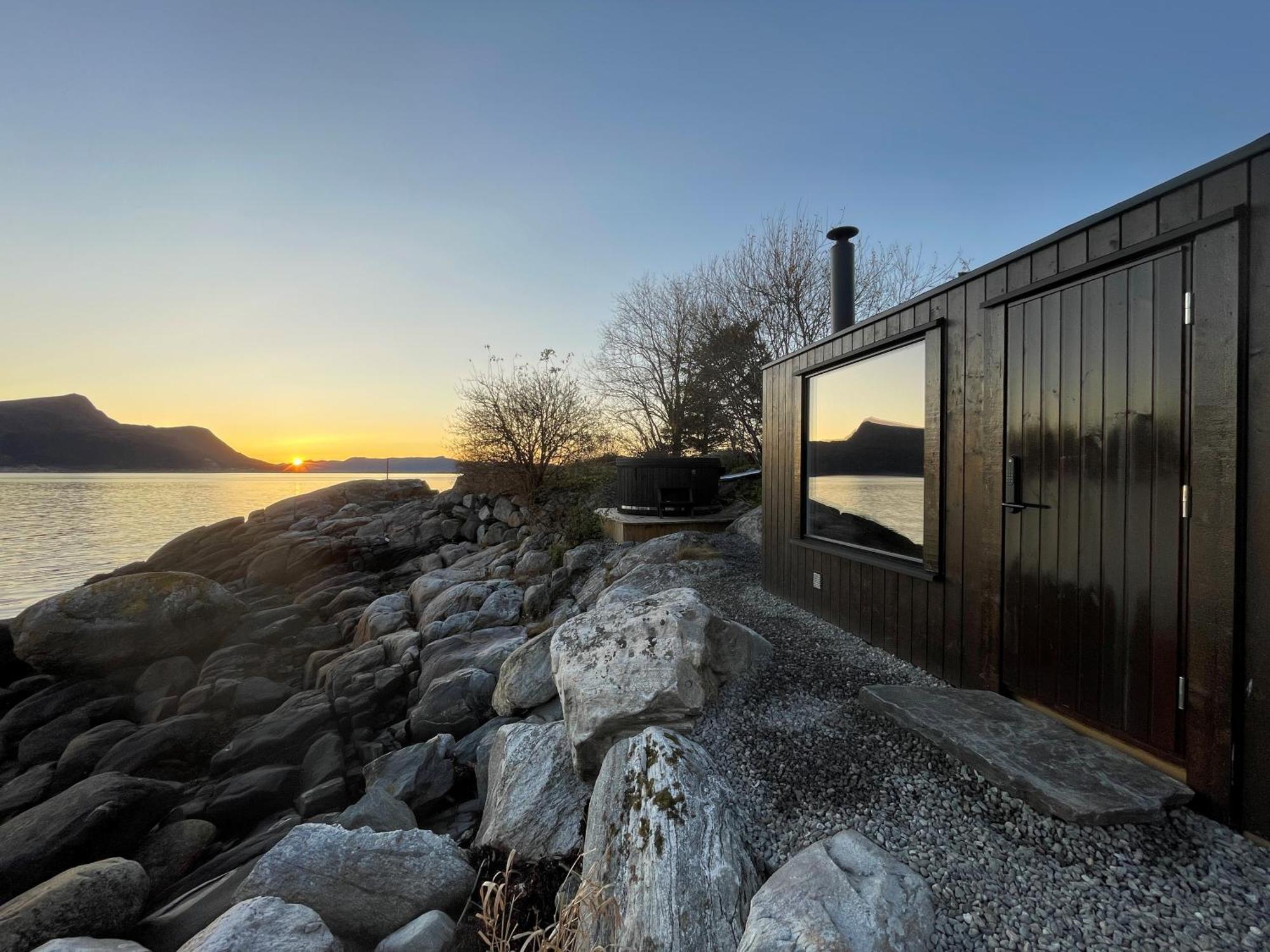 Villa Kraen Gard Larsnes Exterior foto